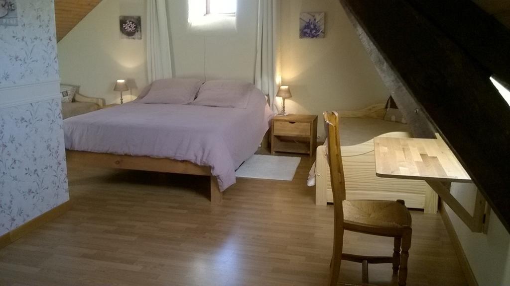 La P'Tit' Fugue Hotel La Bouexiere Room photo